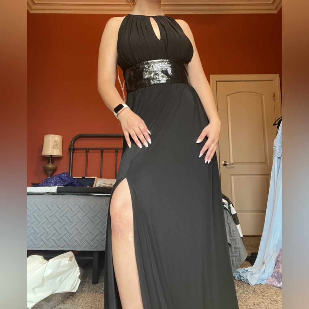 R&M Richards NWT Black Dress